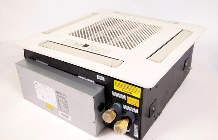 Кассетный фанкойл до 16 кВт Aeronik AFP 200 XD/B-T с панелью ATB03
